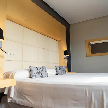 Hotel Claustros De Ayllón