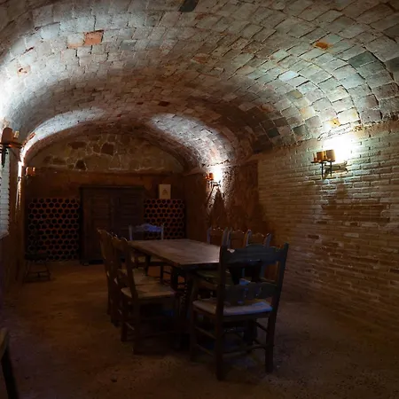 Hotel Claustros De