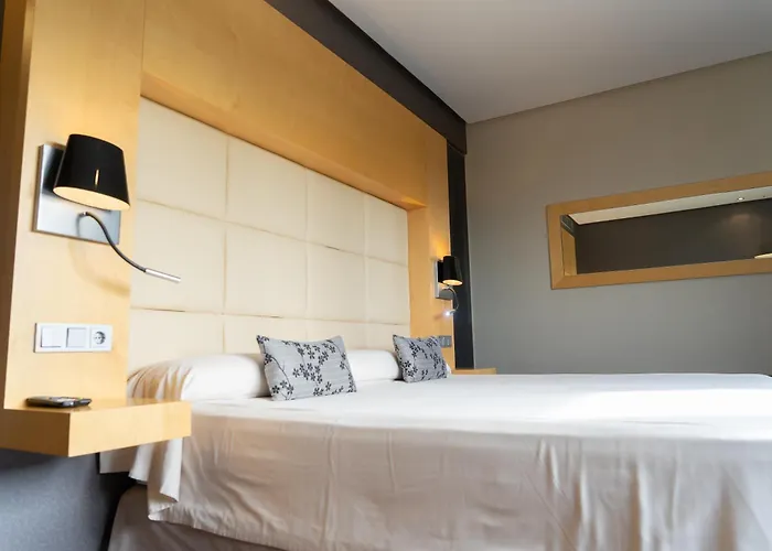 Hotel Claustros De Ayllón